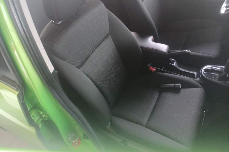 Used Honda Fit 2018 1.5L CVT Comfort Sunroof Version Right Front Seat