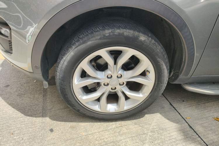 Used Land Rover Discovery Sport 2018 240 PS HSE LUXURY Edition