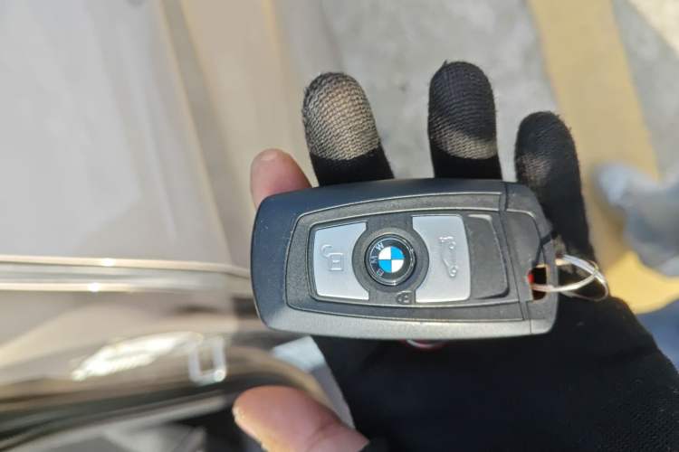 Used BMW 3 Series GT 2014 320i Leading Model