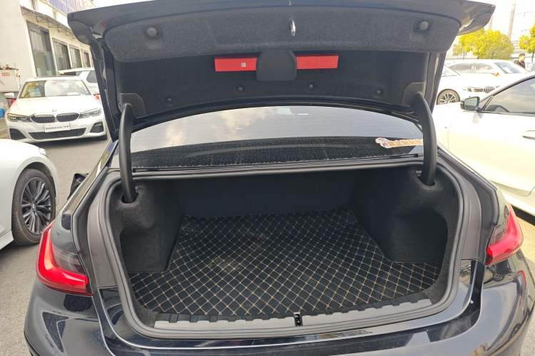 Used BMW 3 Series 2024 330i M Sport Night Edition Package
