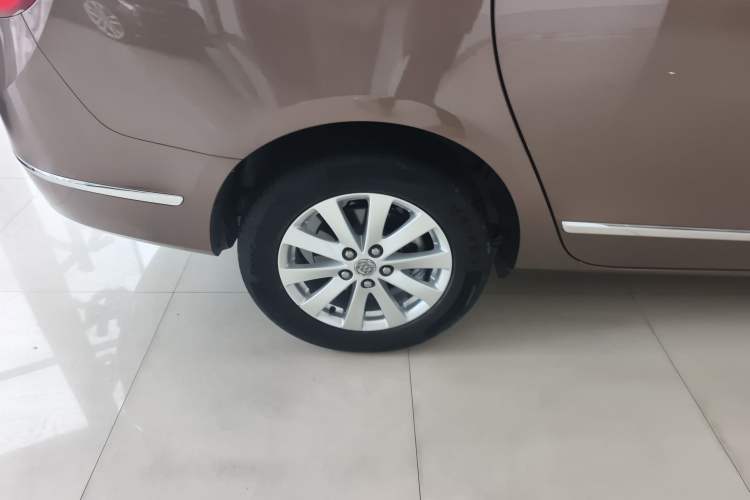 Used Buick GL8 2018 28T Luxury Model China VI Standard
