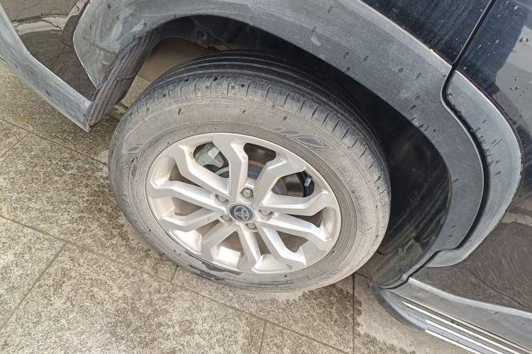 Used Toyota FRONTLANDER 2023 2.0L CVT Leading Edition