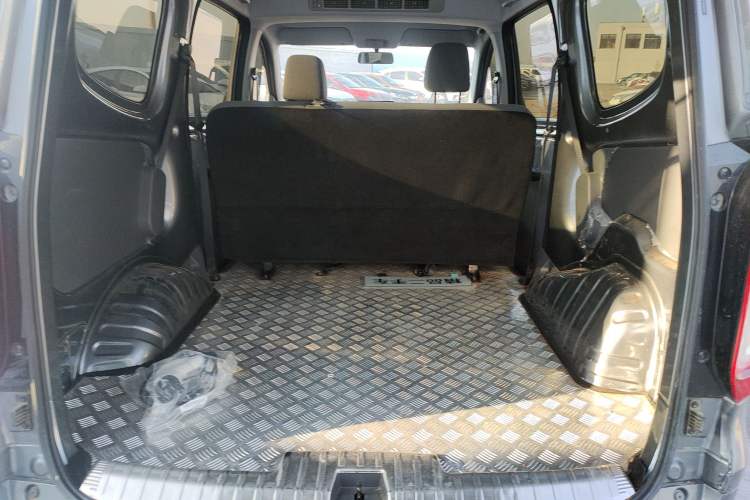 Used Wuling Hongguang New Energy 2024 All-Electric Model 300KM Standard Version