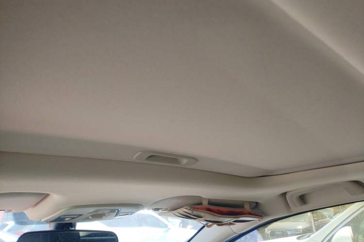 Used Geely Auto Vision X3 2019 Upgraded Model 1.5L CVT Prestige Version Headliner