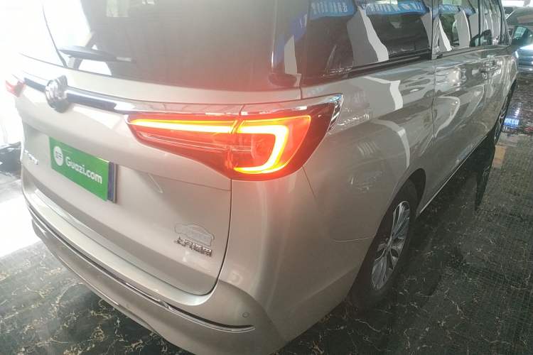 Used Buick GL8 2021 ES Land Cruiser 653T Luxury Edition
