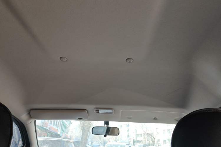 Used FORTHING Lingzhi 2025 M5 1.6L Short Wheelbase Practical 5-Seat Model
