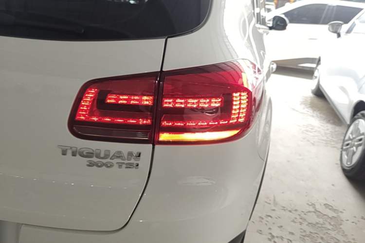 Used Volkswagen Tiguan 2017 300TSI Automatic Two-Wheel Drive Silk Road Comfort Edition