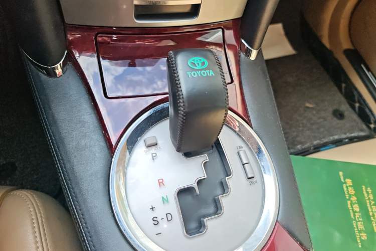 Used Toyota Reiz 2009 2.5S Comfort Edition Gear Lever