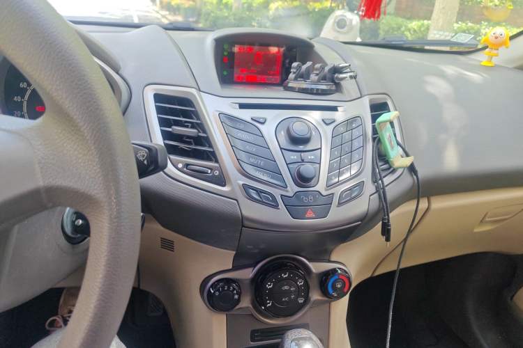 Used Ford Fiesta 2011 Hatchback 1.5L Automatic Fashion Edition