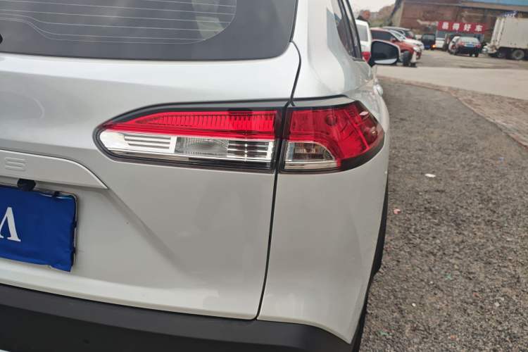 Used Toyota Corolla Cross 2024 2.0L Elite Edition Exterior 3