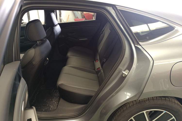 Used BYD Qin L 2025 DM-i Smart Drive 80KM Superior Model