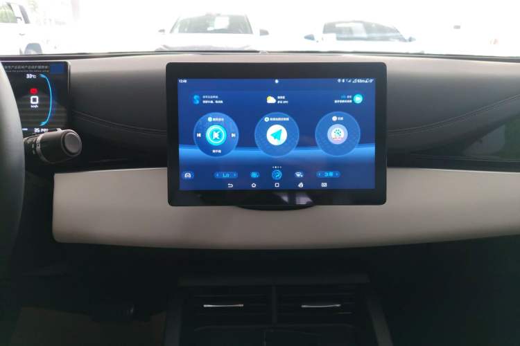 Used BYD Seal 06 New Energy 2024 DM-i 80KM Luxury Model Audio And AC Panel