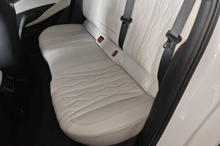 Used BYD Seal 06 New Energy 2024 DM-i 120KM Flagship Model Left Rear Seat