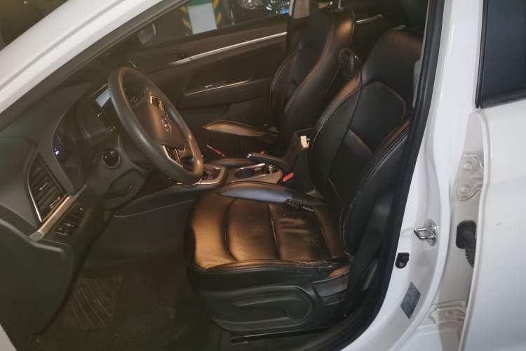 Used Hyundai Elantra (6th Generation / Lingdong) 2016 1.6L Automatic ZhiXuan – Elite Version Left Front Seat