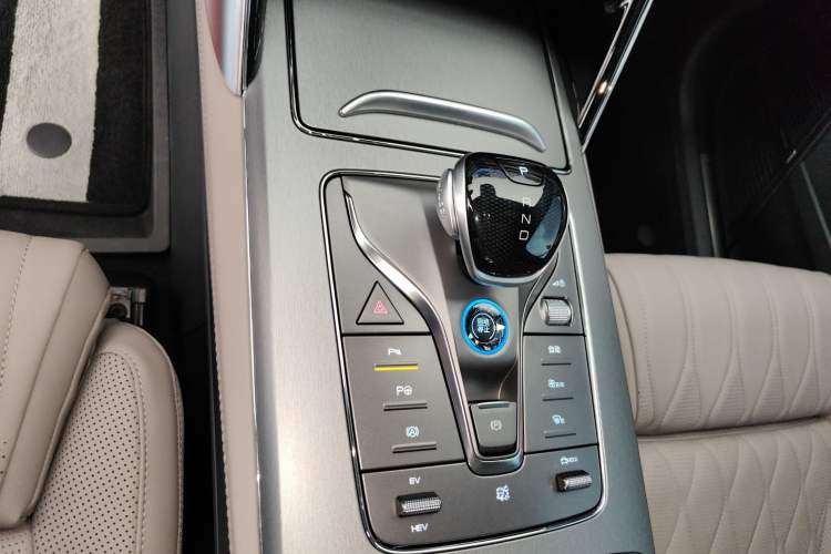 Used BYD Tang New Energy 2025 Intelligent Driving Version DM-i 115KM Flagship Edition
