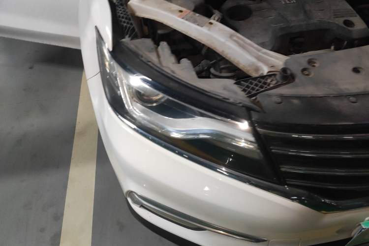 Used Roewe RX5 2018 20T Two-Wheel Drive Automatic Flagship Edition
