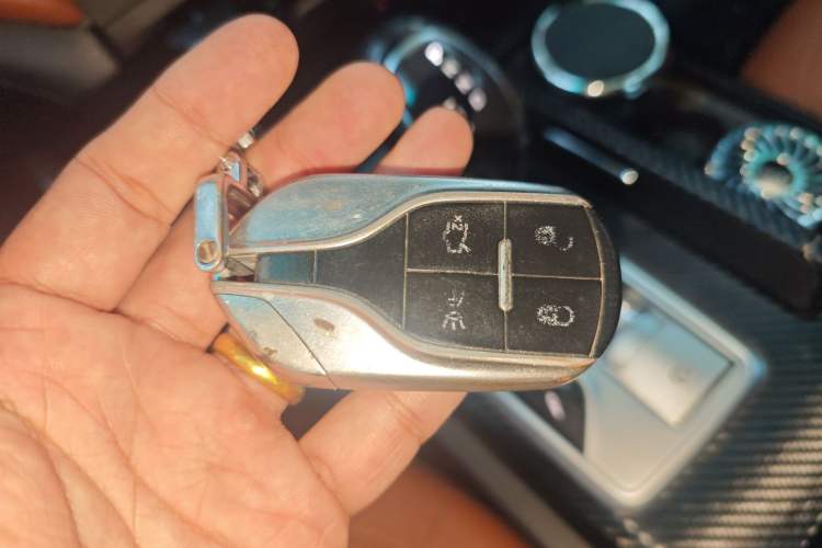 Used Maserati Ghibli 2014 3.0T S
