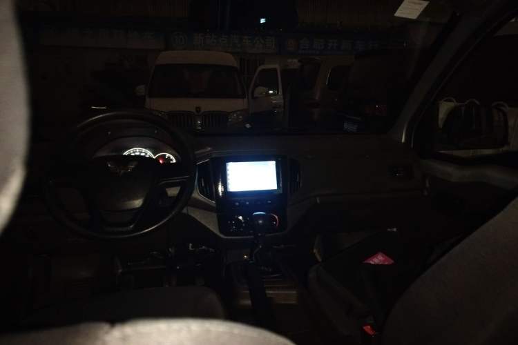 Used Wuling Rongguang New Truck 2021 1.5L Rural Version LV1 Extended Double-Cab L3C
