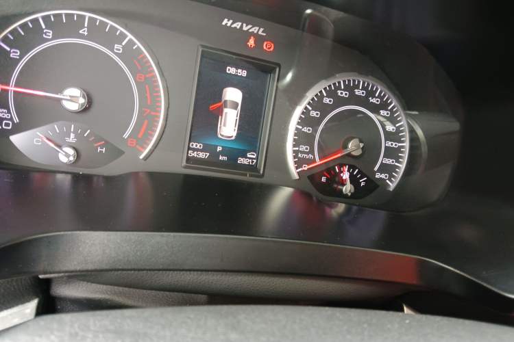 Used Haval H2s 2018 Blue Label 1.5T Dual-Clutch Elite Model Odometer Close Up