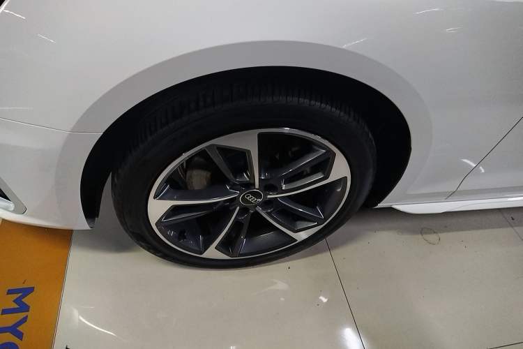 Used Audi A4L 2024 40 TFSI Fashion Dynamic Model