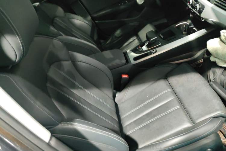 Used Audi A4L 2020 40 TFSI Fashion Dynamic Model
