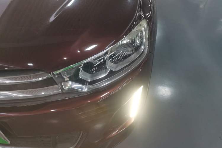 Used Citroen C3-XR 2015 1.6L Manual Pioneer Model Left Front Headlight