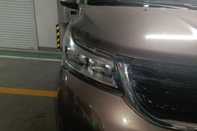 Used Huasong 7 2015 2.0T Automatic Comfort Model
