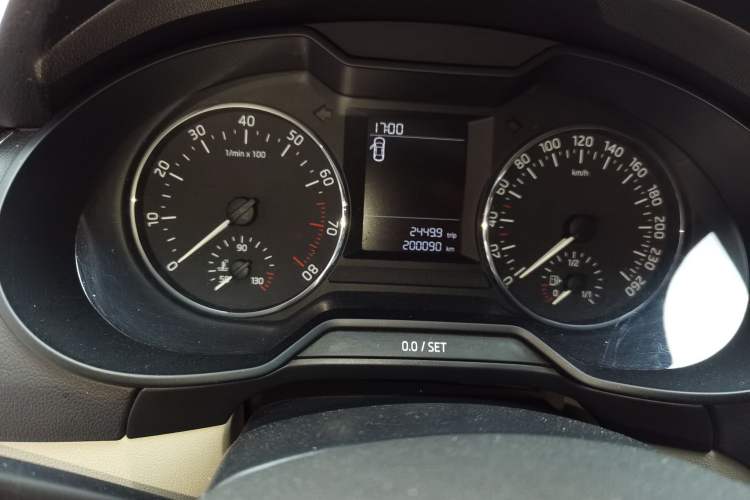 Used Skoda Octavia 2015 1.6L Automatic Yijie Edition
