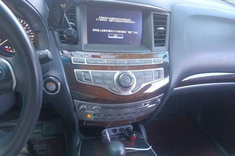 Used Infiniti QX60 2014 2.5 S/C Hybrid Two-Wheel Drive Excellence Edition Audio And AC Panel