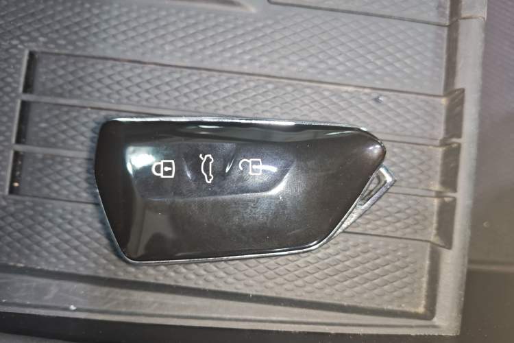 Used Volkswagen ID.UNYX 2024 Revised Pro Long-Range Version Vehicle Key