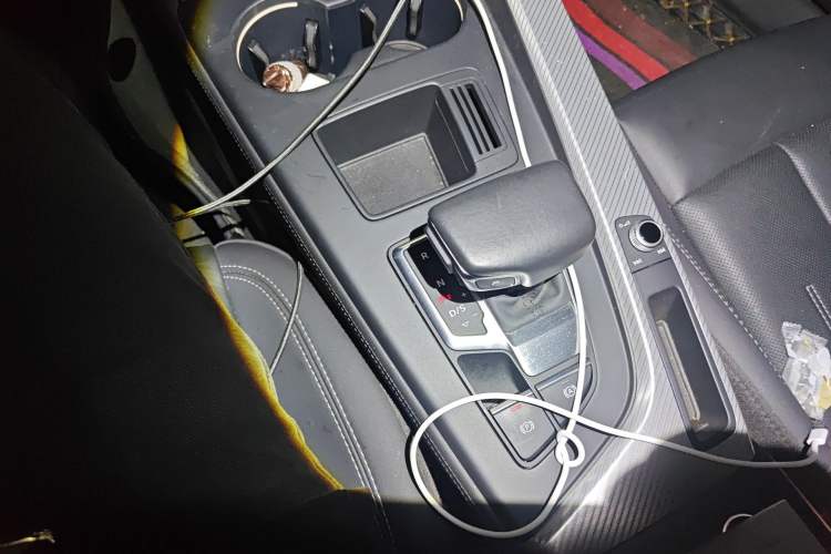 Used Audi A4L 2020 40 TFSI Fashionable and Elegant Model
