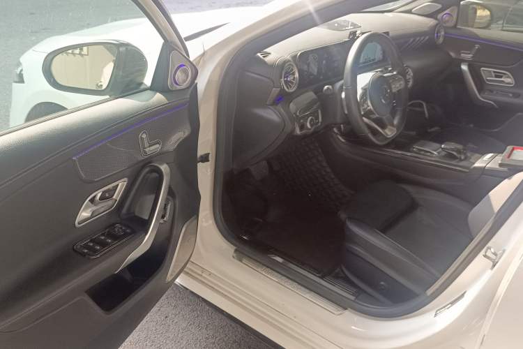 Used Mercedes-Benz A-Class 2020 Restyled A 200 L Sport Sedan Fashion Version