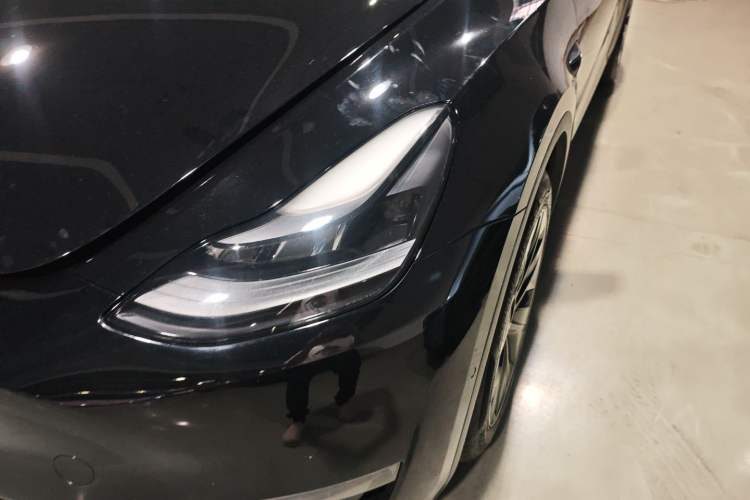 Used Tesla Model Y 2021 Long-Range All-Wheel-Drive Version 3D7 Left Front Headlight