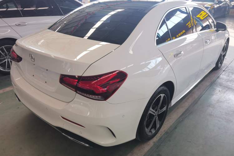 Used Mercedes-Benz A-Class 2022 Second Facelift A 200 L Sport Sedan Fashion Version