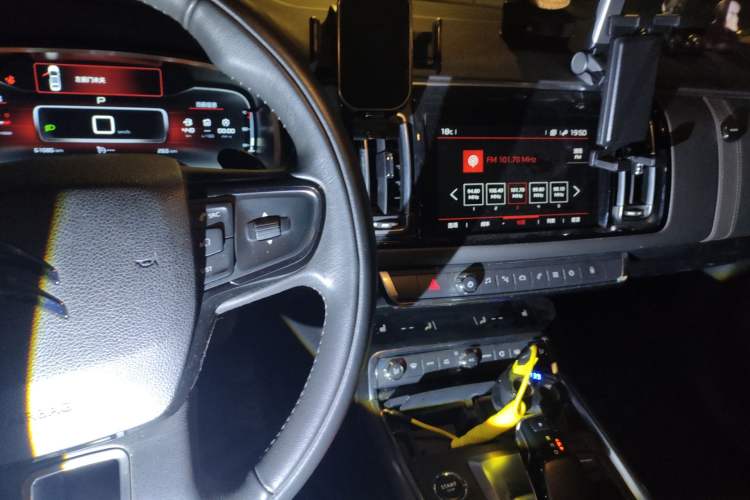 Used Citroen C6 2020 400THP Luxury Version Audio And AC Panel