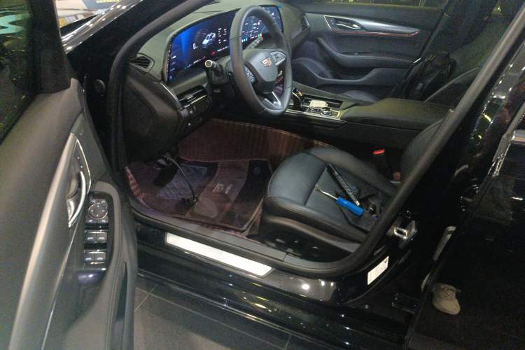 Used Cadillac CT5 2024 28T Luxury Pro Trim
