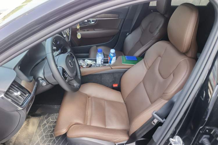 Used Volvo S90 2024 B5 Zhiyuan Luxury Edition