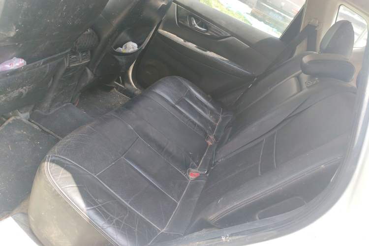 Used Nissan X-Trail 2019 2.0L CVT Smart Connect Comfort Edition 2WD
