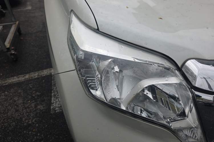 Used Toyota Prado 2016 2.7L Automatic Standard Edition Right Front Headlight