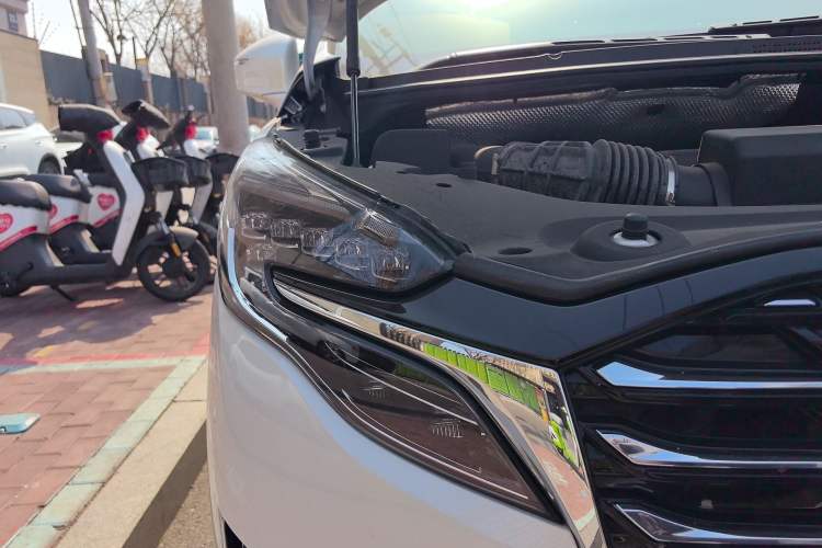 Used Buick GL8 2023 ES Lu Zun Luxury Model