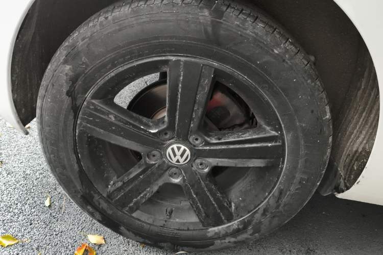 Used Volkswagen Golf 2017 1.6L Automatic Comfort Million-Vehicle Anniversary Edition