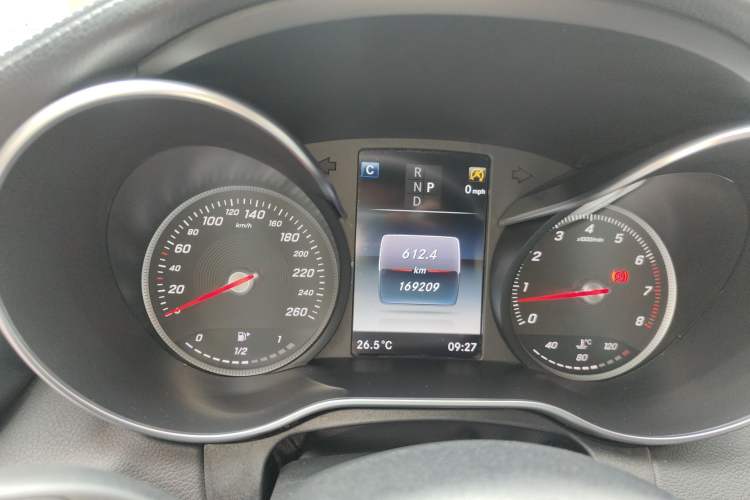 Used Mercedes-Benz C-Class 2018 C 180 L Fashion Model Instrument Cluster