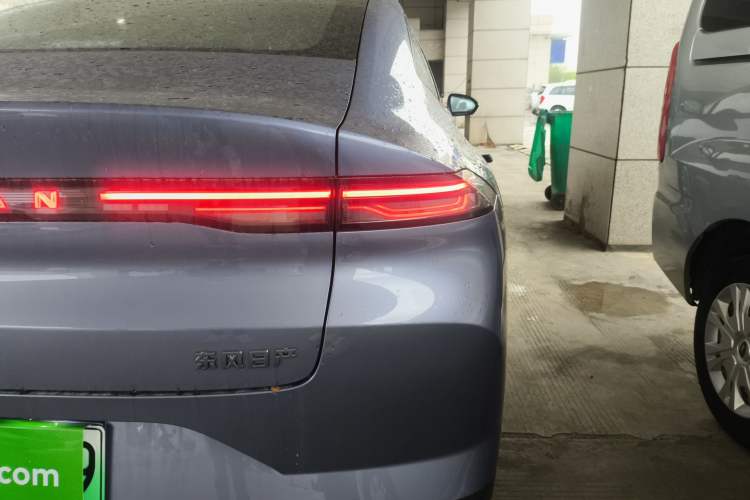 Used Nissan N6 2026 Model 180 Max Exterior 3