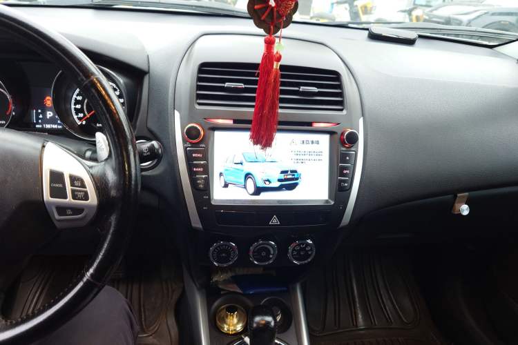 Used Mitsubishi ASX 2012 2.0 Front-Wheel-Drive Xuan Yue Navigation Edition
