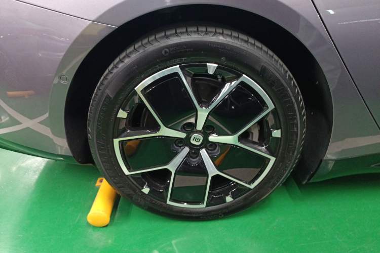 Used Xiaomi Auto SU7 2024 Rear-Drive Ultra-Long Range Advanced Pro-Level Intelligent Driving Version