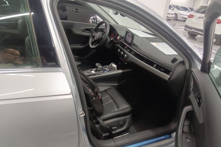 Used Audi A4L 2018 30th Anniversary Edition 40 TFSI Trendy Model