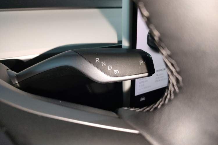 Used Tesla Model Y 2021 Standard Range Rear-Wheel Drive Version