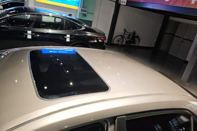 Used Toyota Corolla 2017 Revised Version 1.2T S-CVT GL-i
