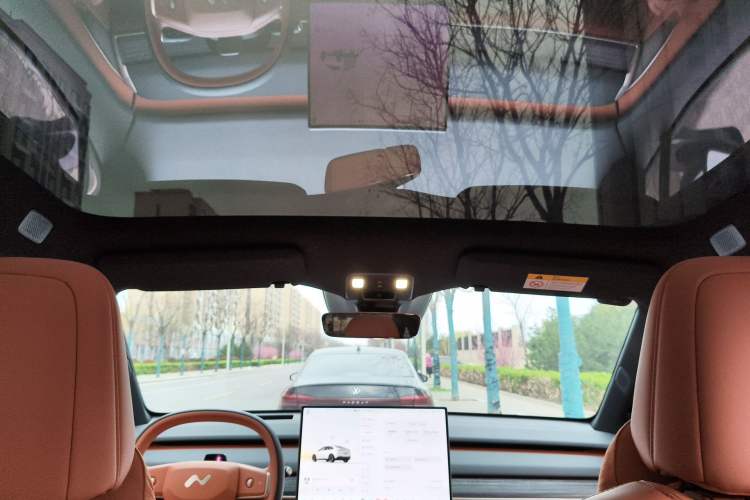 Used ONVO L60 2024 60 kWh Rear-Drive Version