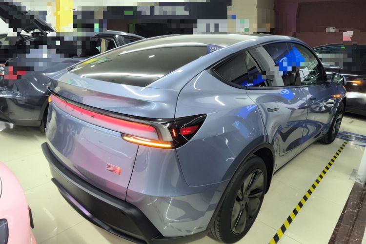 Used Tesla Model Y 2025 Rear-Wheel Drive First Edition